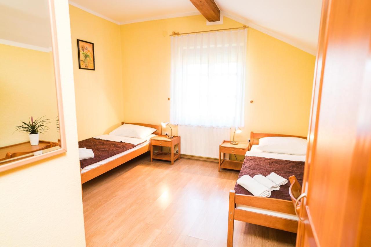 Hotel Vincentinum Novigrad Na Dobri Duga Resa Exterior photo